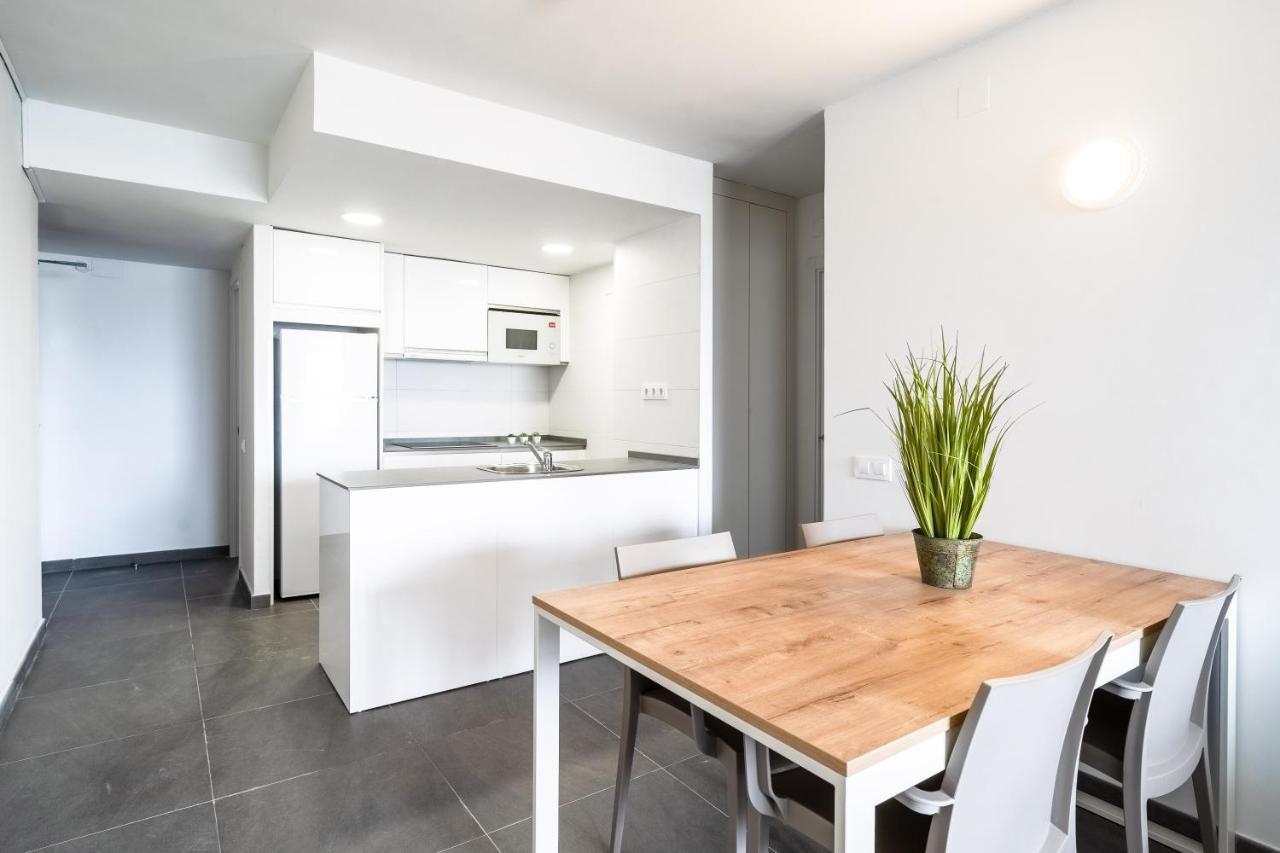 Rentalmar Blue Beach & Pool Salou Bagian luar foto