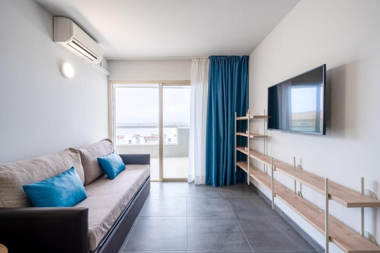Rentalmar Blue Beach & Pool Salou Ruang foto