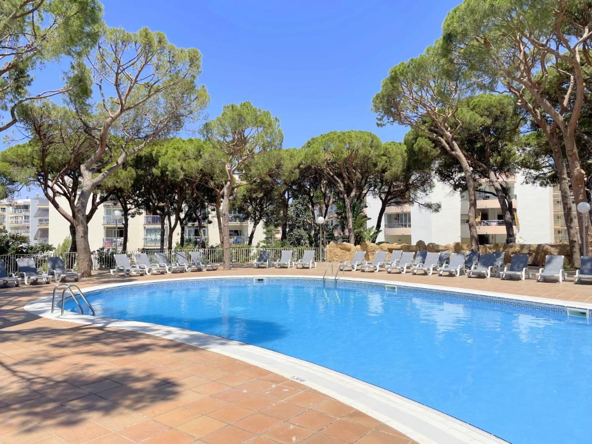 Rentalmar Blue Beach & Pool Salou Bagian luar foto